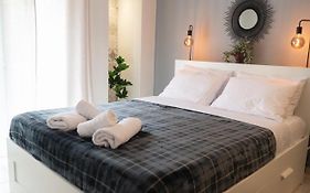 Sapphire Majesty Suite By Heaven'S Hall Luxury Suites
